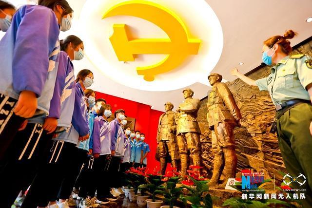 智己LS6蝉联10周“中大型纯电SUV”销冠 城市NOA开启推送